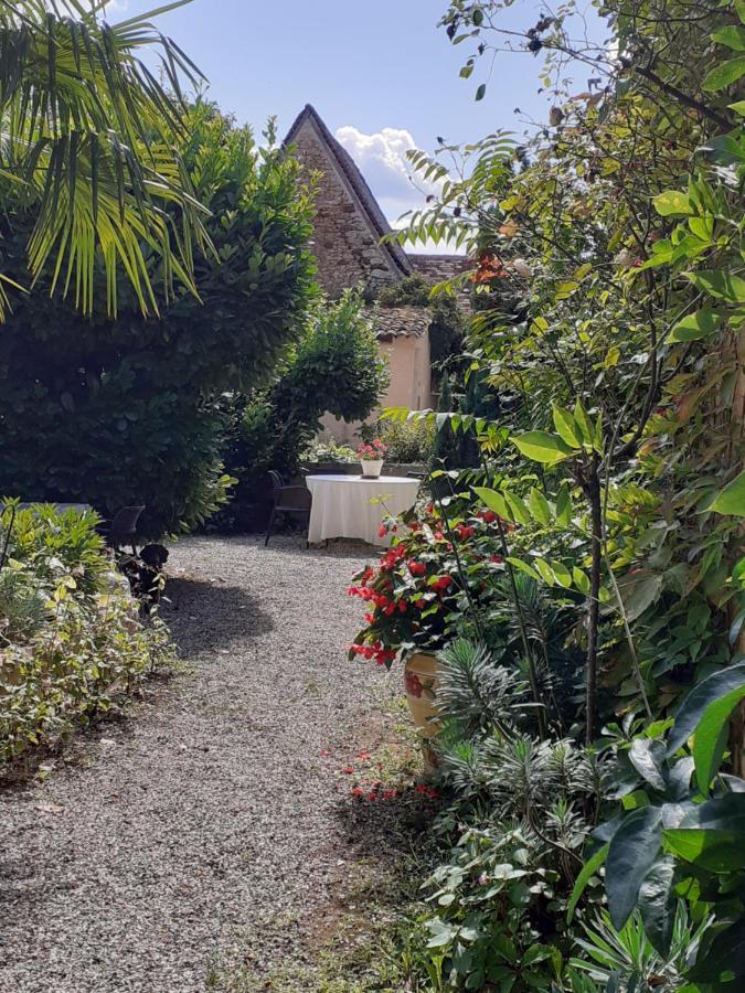 Chambres D'Hotes Le Roussel Le Buisson-de-Cadouin エクステリア 写真