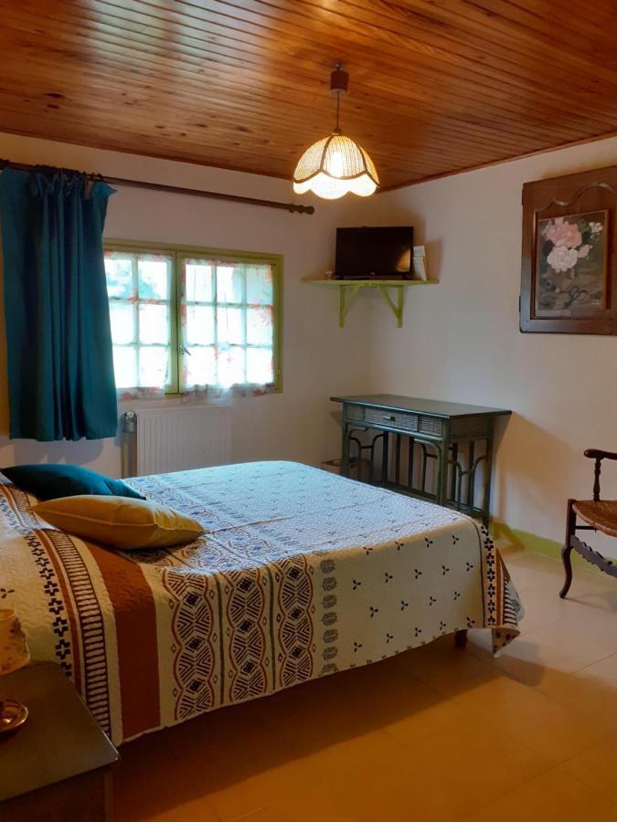 Chambres D'Hotes Le Roussel Le Buisson-de-Cadouin エクステリア 写真