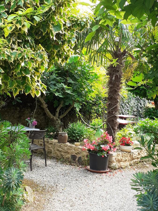 Chambres D'Hotes Le Roussel Le Buisson-de-Cadouin エクステリア 写真